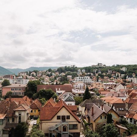 Apartamento Quiboo Cosmopolit Braşov Exterior foto