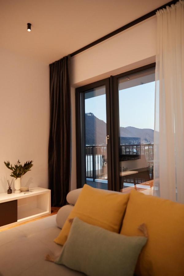 Apartamento Quiboo Cosmopolit Braşov Exterior foto