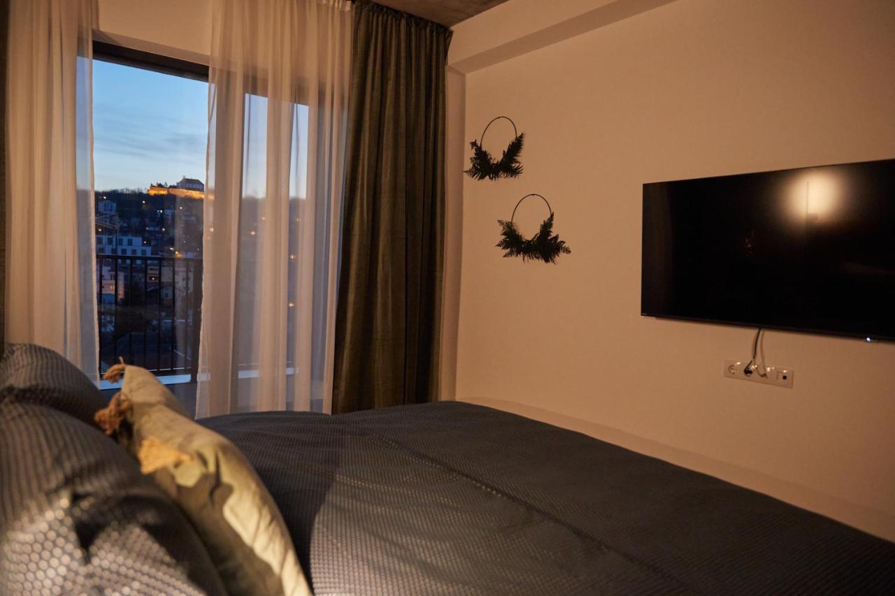 Apartamento Quiboo Cosmopolit Braşov Exterior foto
